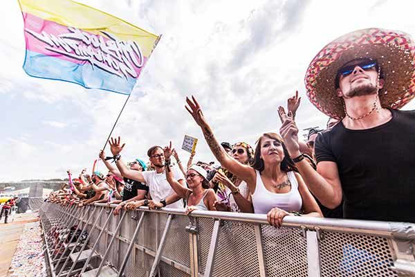 crowd-control-barriers-in-Chicago -Los-Angeles-1.jpg