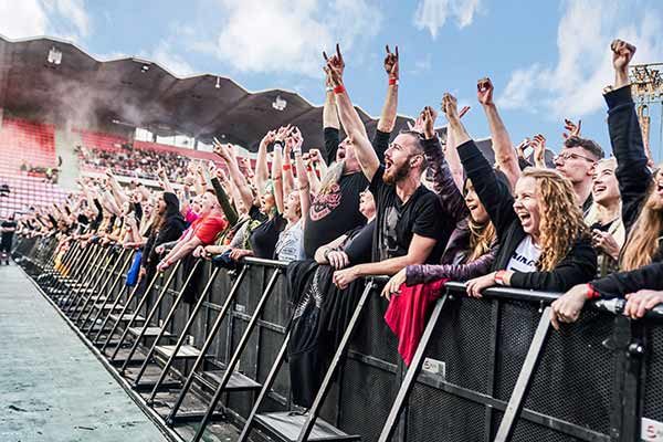 crowd-control-barriers-in-Chicago -Los-Angeles-2.jpg